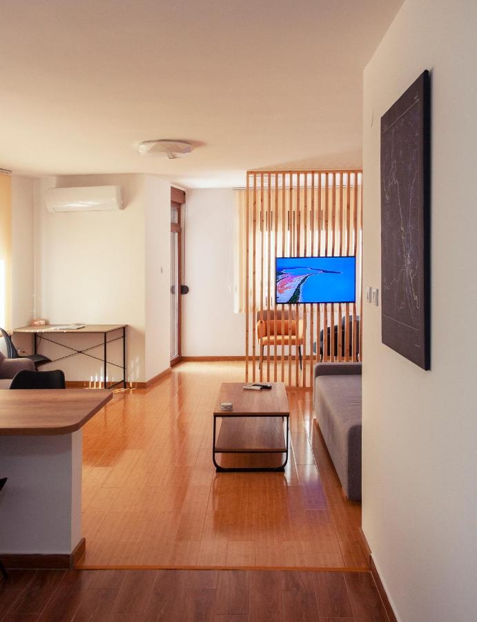 Lux Family Apartment Vidanovic Pirot Bagian luar foto